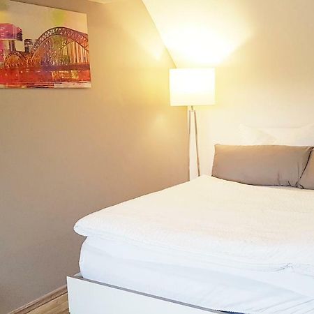 Zwei Schicke Apartments Mit Parkplatz Cologne Extérieur photo
